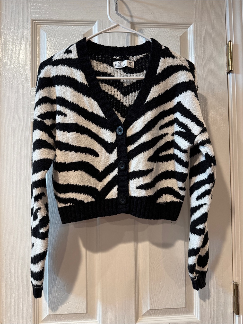 Hollister Black & White Zebra-Print Cropped Cardigan